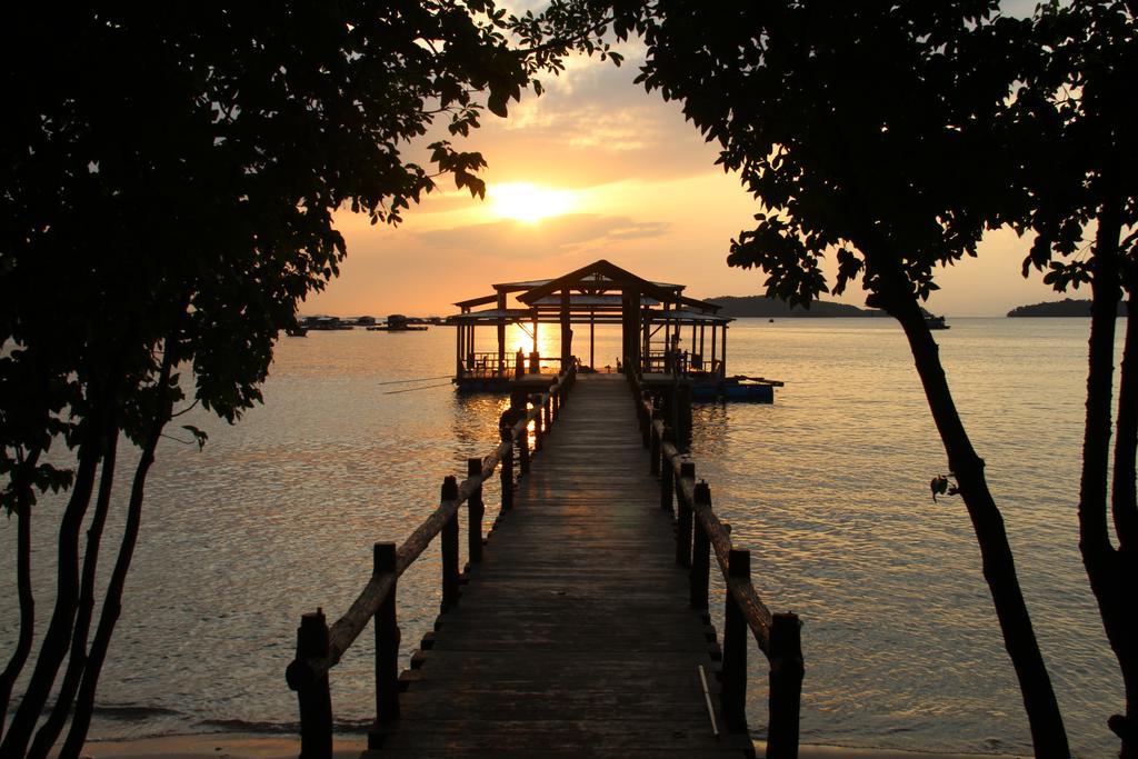 River Hotel Ha Tien Luaran gambar