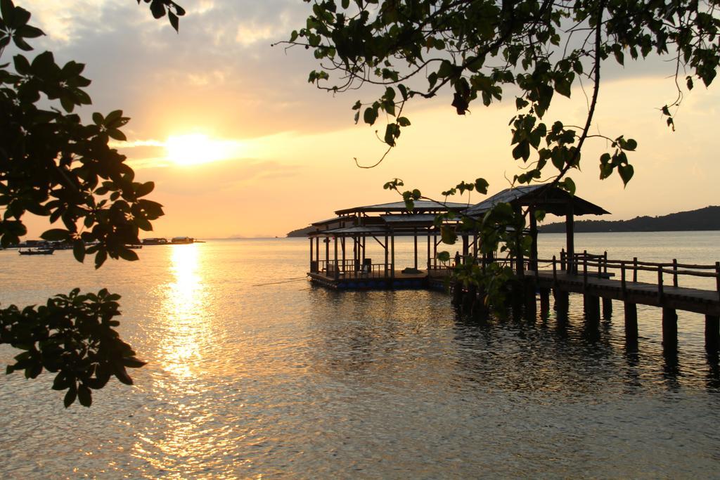 River Hotel Ha Tien Luaran gambar
